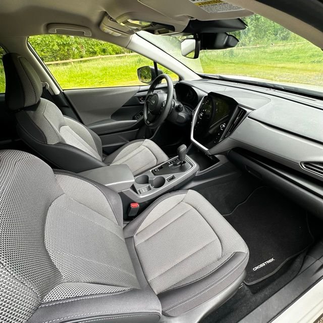 Used 2024 Crystal White Pearl Subaru Premium image 25