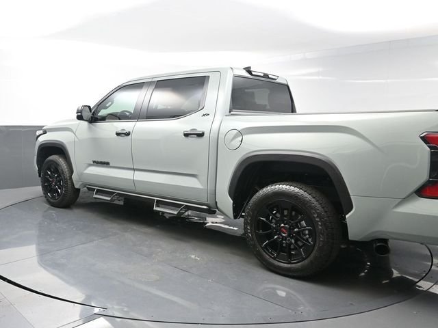Used 2026  Toyota SR5 image 5