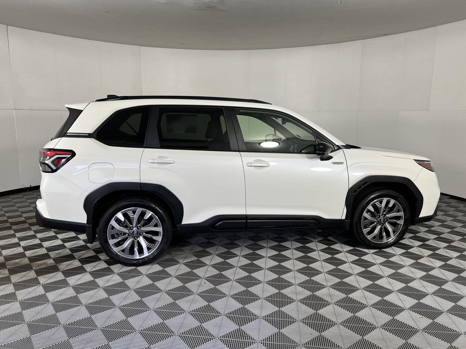 Used 2025 Crystal White Pearl Subaru Touring Hybrid image 10
