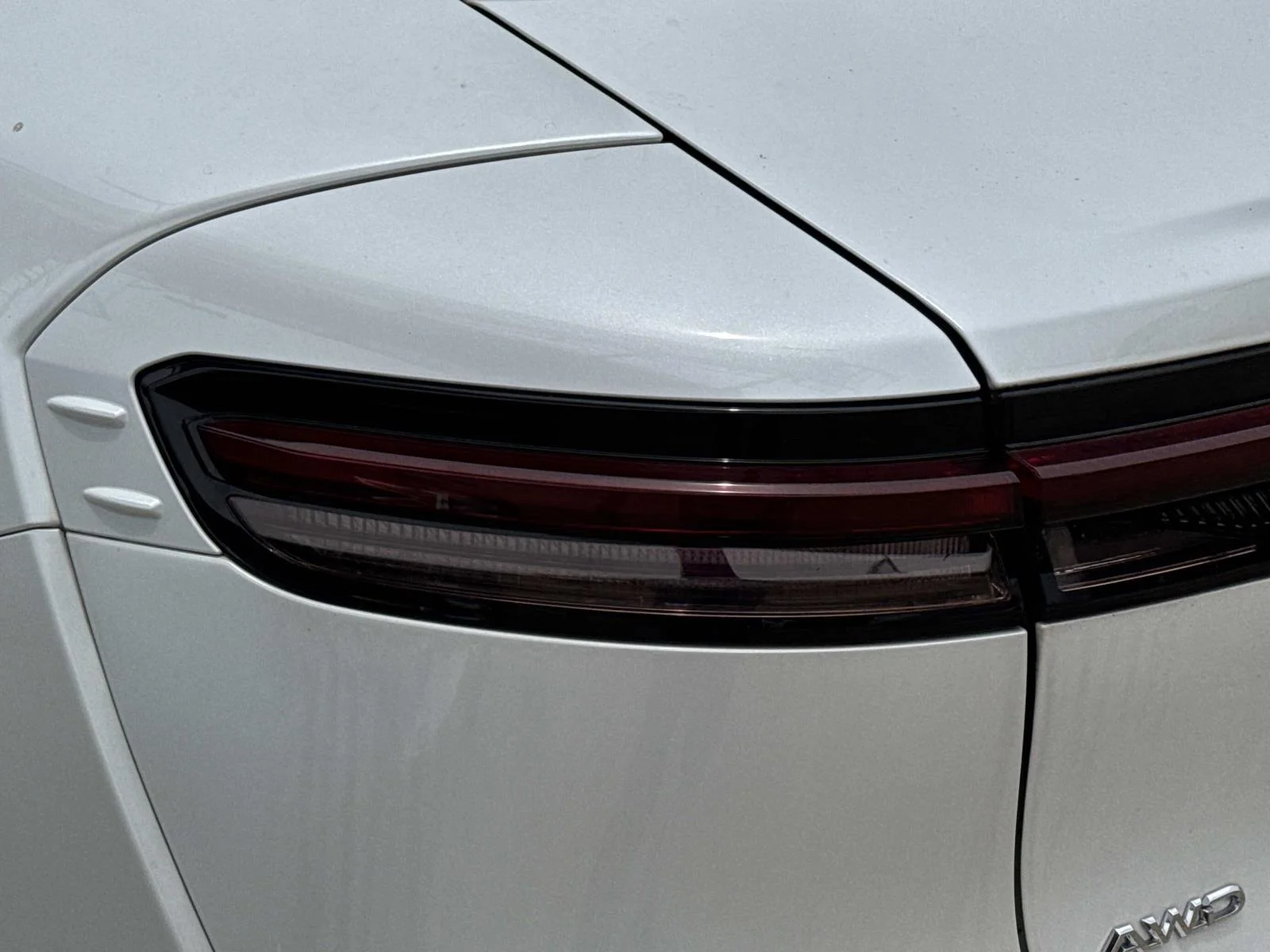Used 2023 Oxygen White Toyota XLE image 6