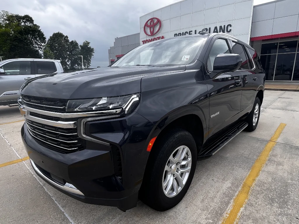 Used 2023 Dark Ash Metallic Chevrolet LT image 7