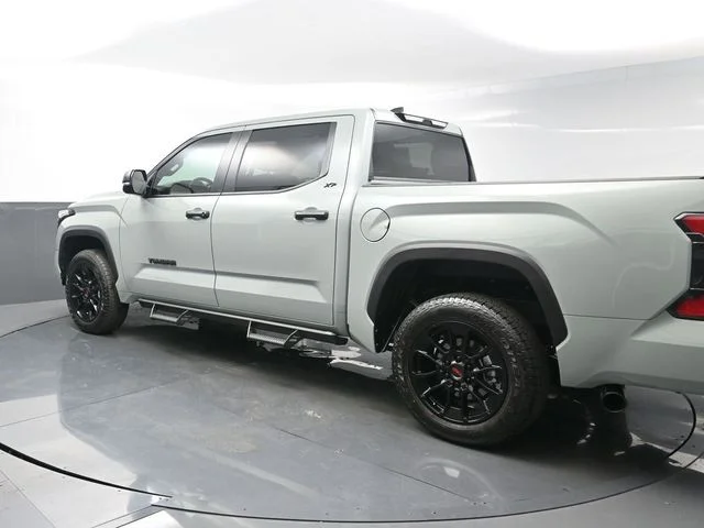 Used 2026  Toyota SR5 image 5
