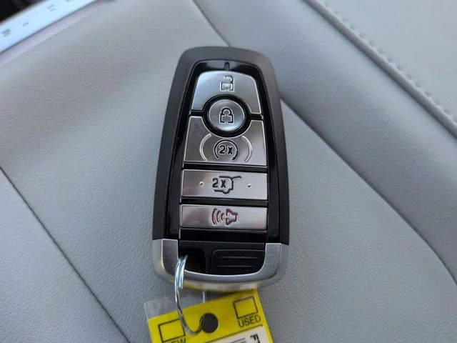 New 2026 Dark Matter Gray Metallic Ford MAX Platinum® image 29