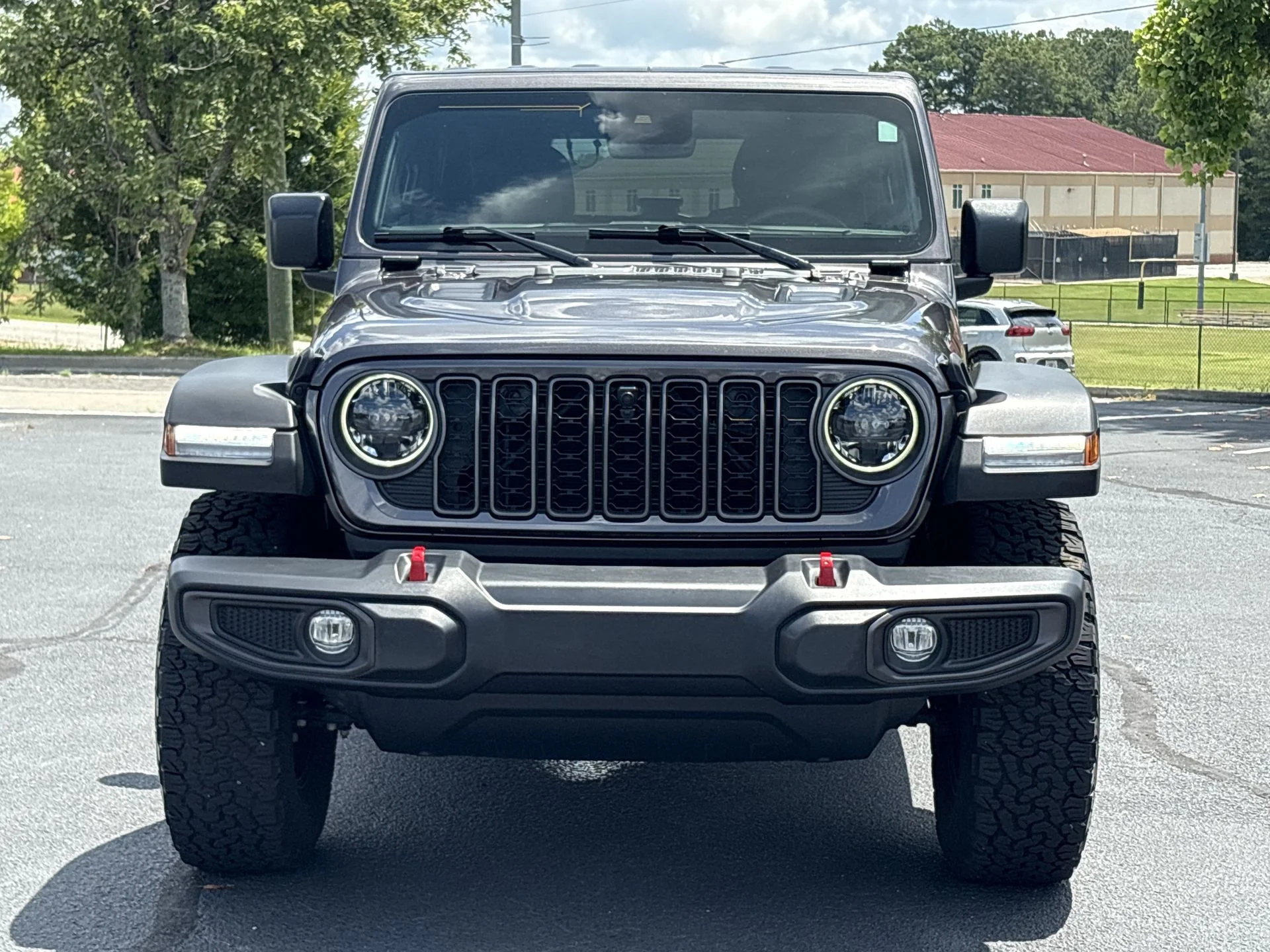 Certified Used 2024 Granite Crystal Clearcoat Metallic Jeep Rubicon image 25