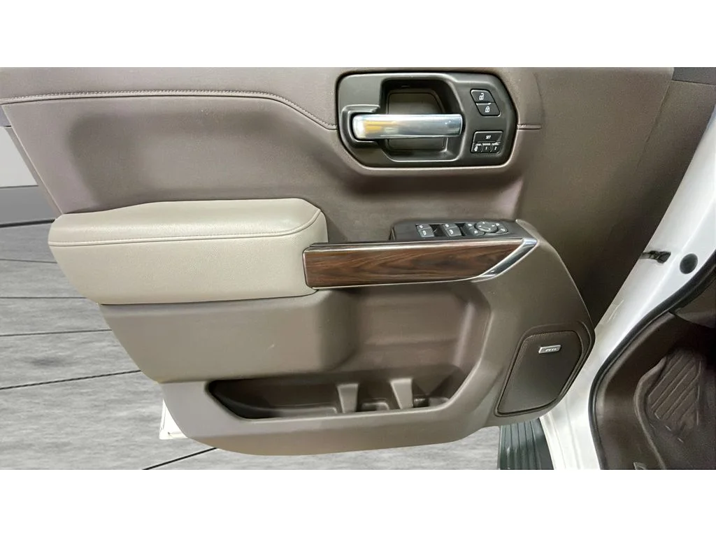 Used 2020 Summit White GMC SLT image 10