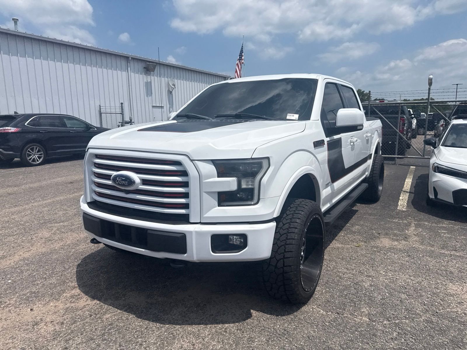 Used 2016 White Ford Lariat image 3