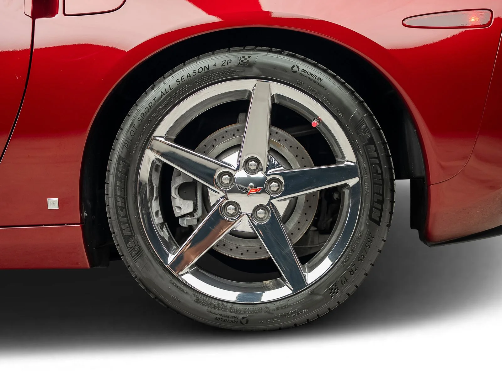 Used 2007 Red Chevrolet Base image 27