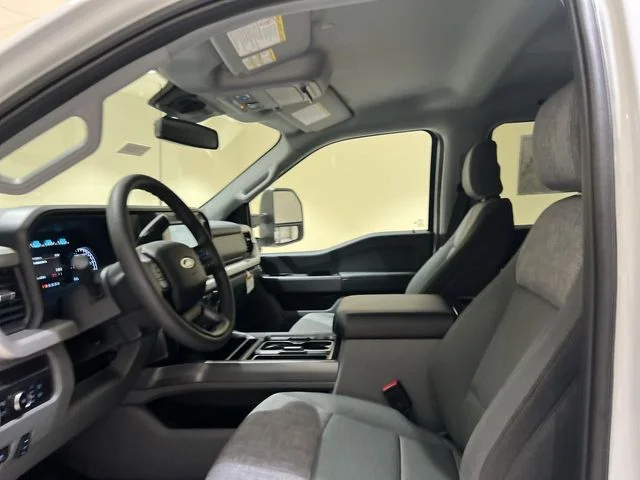 New 2026 White Ford XLT image 15