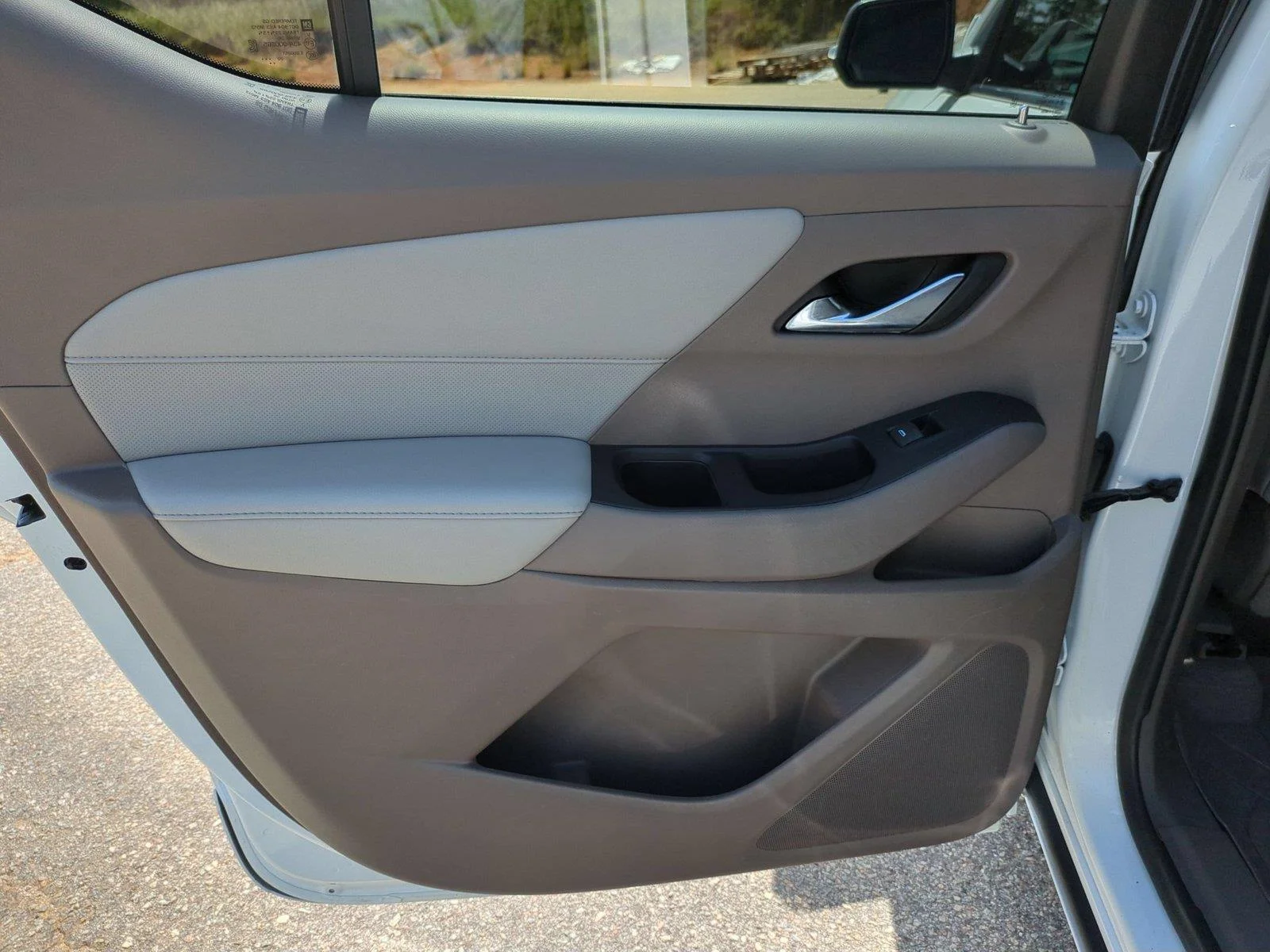 Used 2021 Summit White Chevrolet Premier image 30