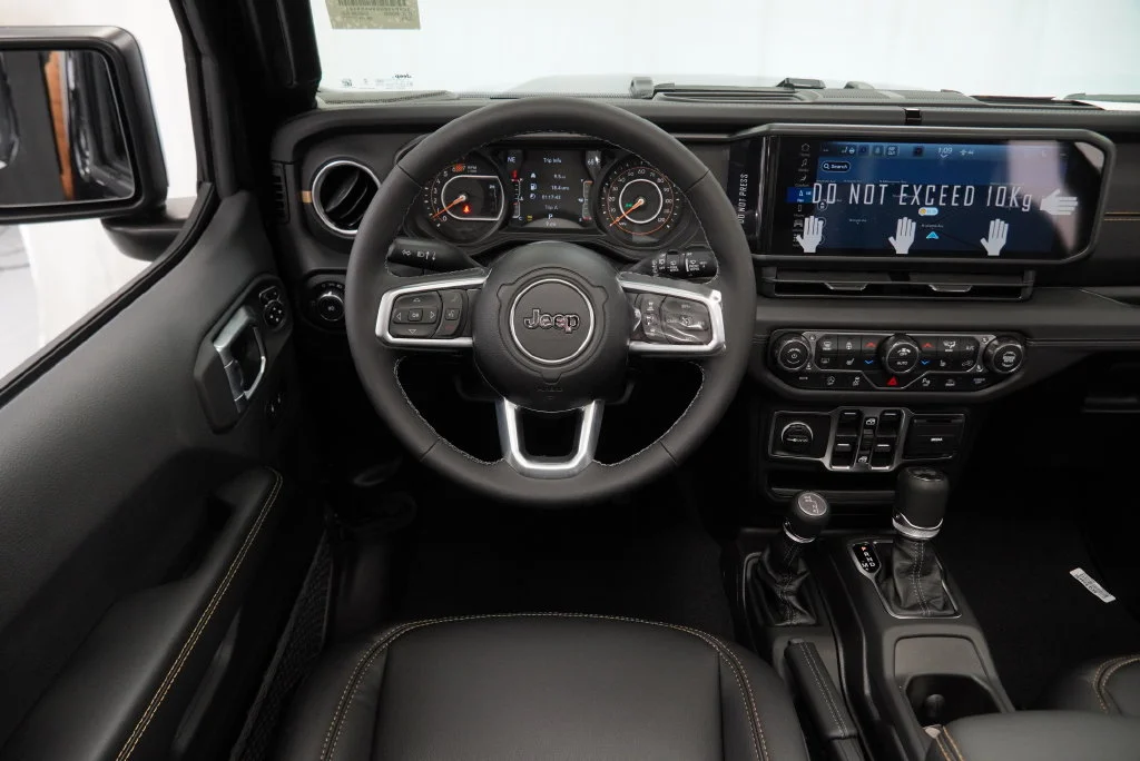 New 2027 Black Clear-Coat Paint Jeep Sahara image 20