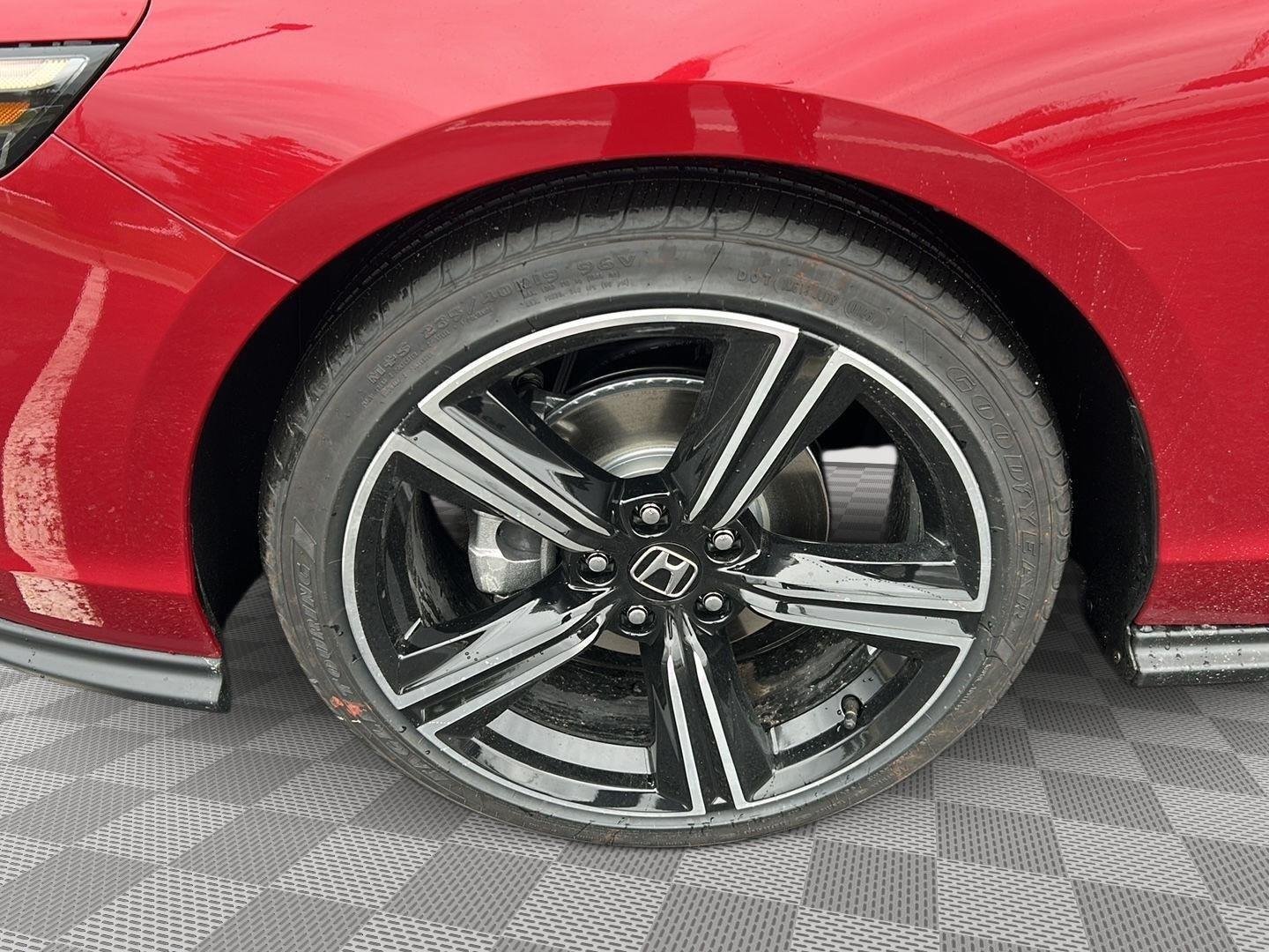 New 2026 Radiant Red Metallic Honda SE image 3