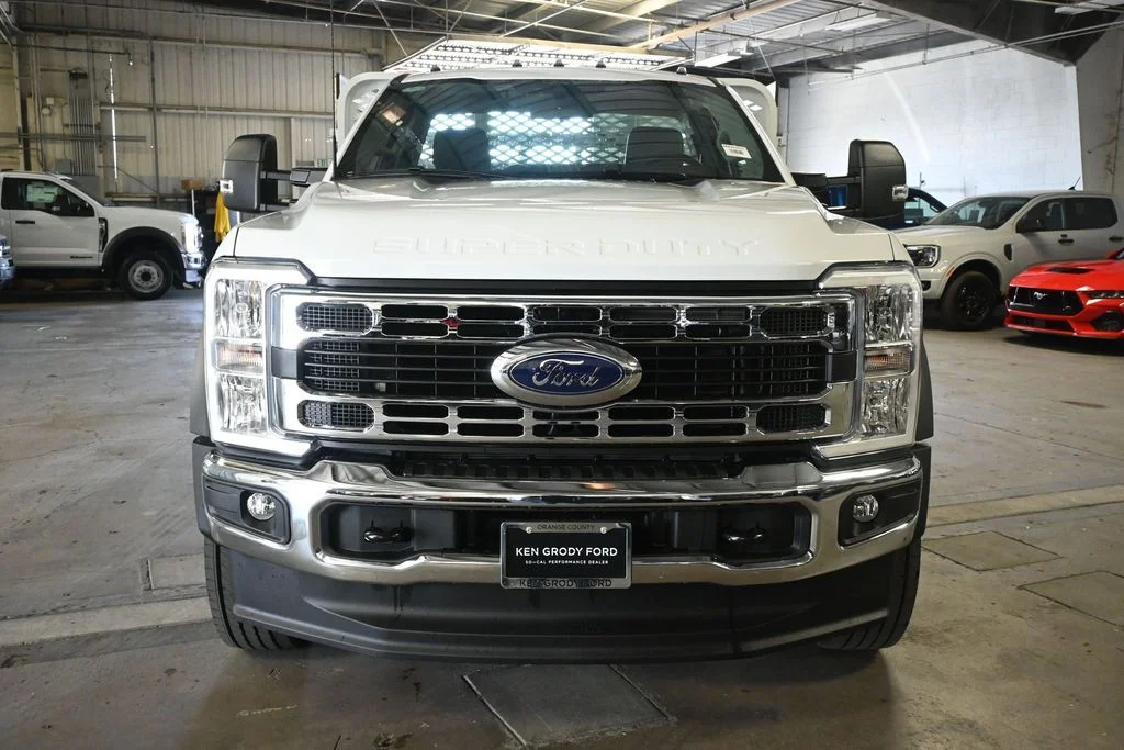 New 2026 White Ford XL image 4