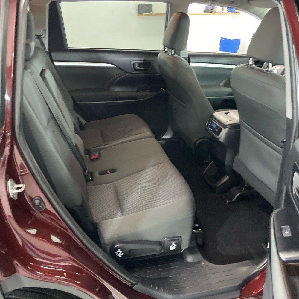 Used 2019 Ooh La La Rouge Mica Toyota LE image 6