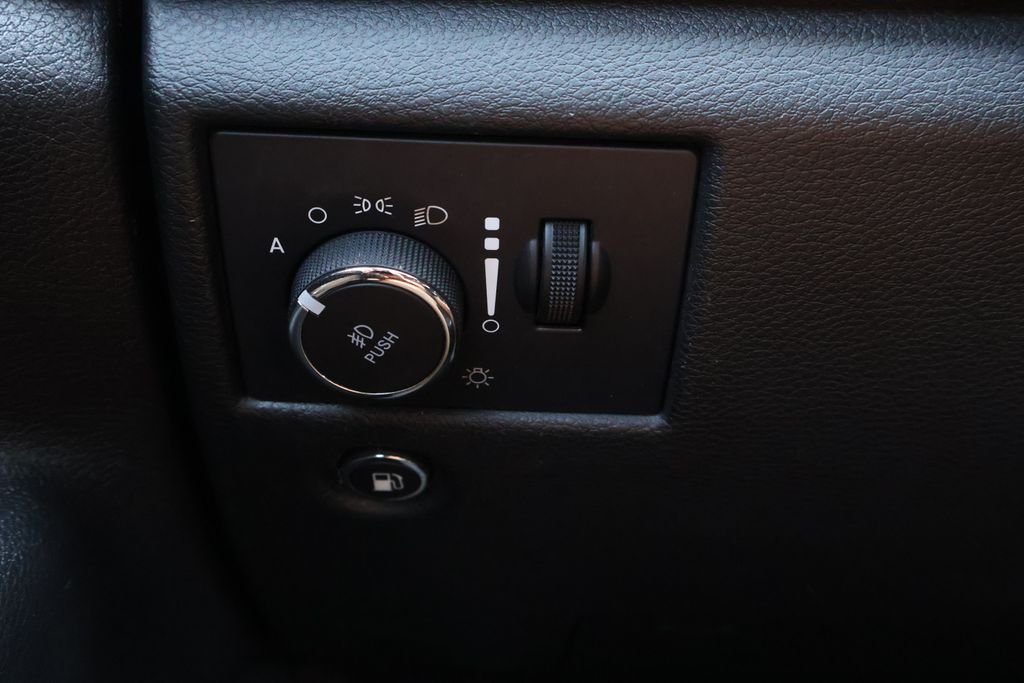 Used 2022 Red Jeep Limited image 35