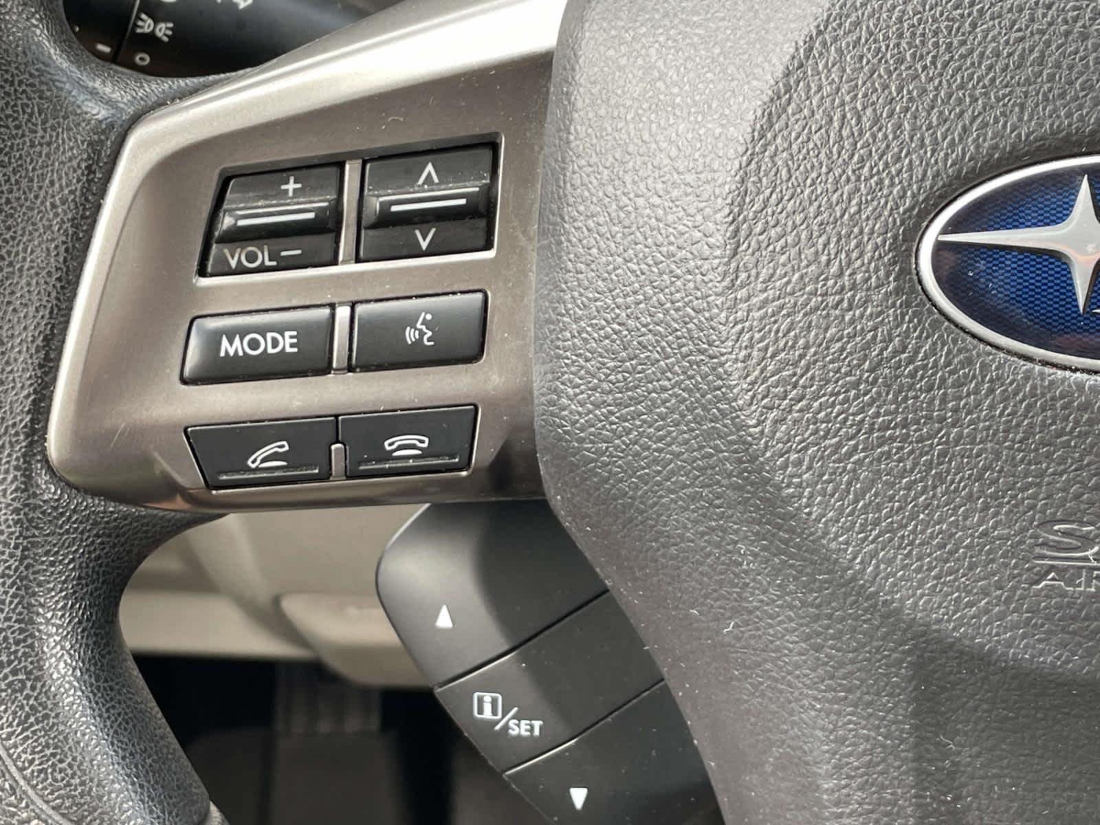 Used 2015 Dark Gray Metallic Subaru 2.5i Premium image 30