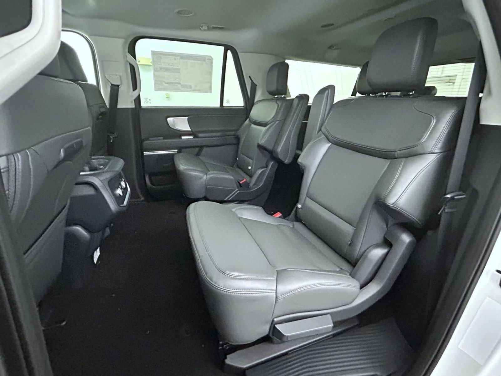 New 2026 Star White Metallic Tri-Coat Ford Active image 21