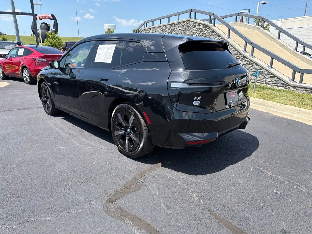 Used 2024 Black BMW xDrive50 image 5