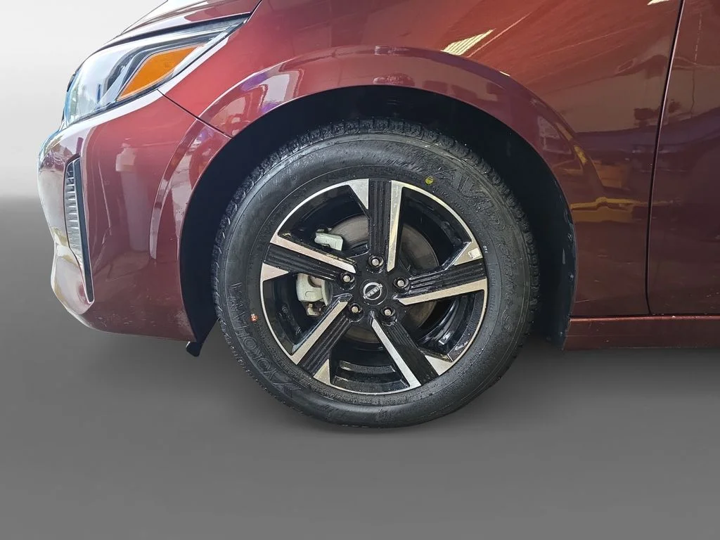 Used 2025 Rosewood Metallic Nissan SV image 13