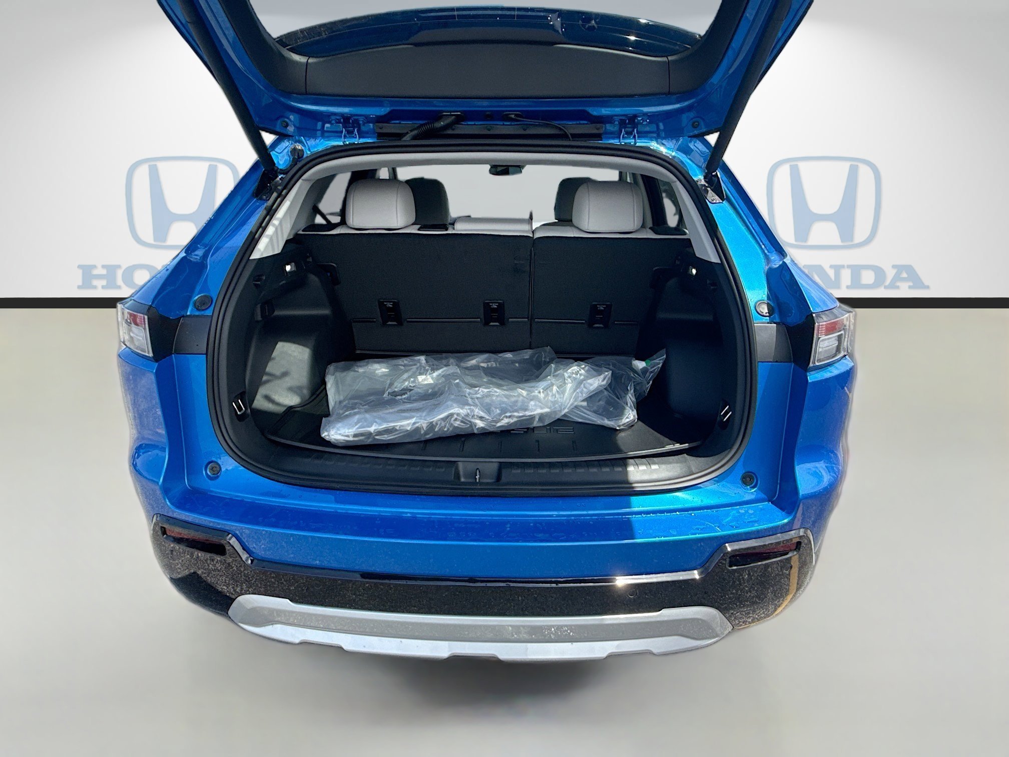 New 2026 Pacific Blue Metallic Honda Touring image 16