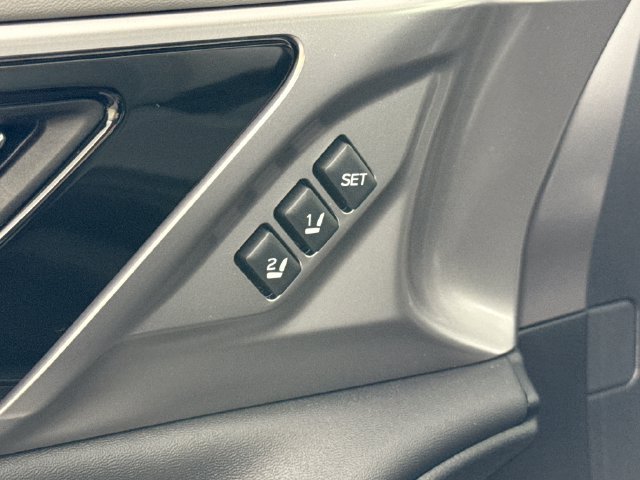 Used 2025 Gray Subaru Limited image 37
