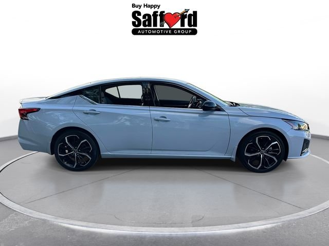 Used 2023 Gray Nissan 2.5 SR image 4
