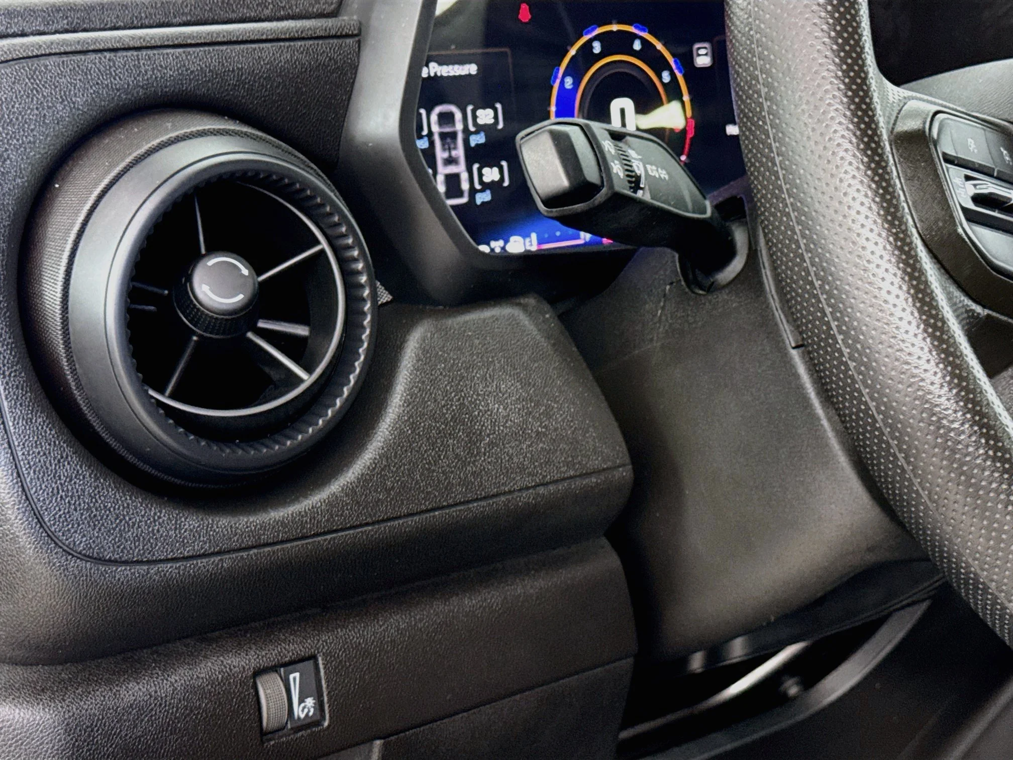 Used 2024 Summit White Chevrolet Trail Boss image 12