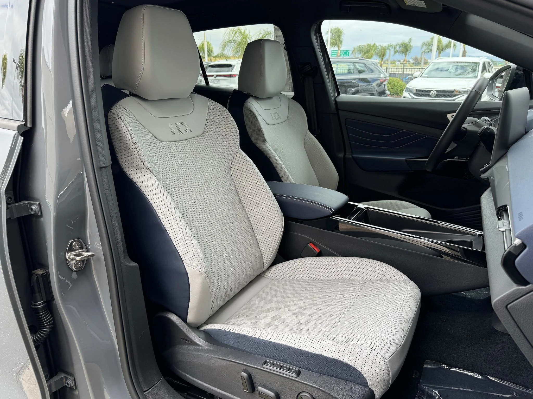 New 2026 Pure Gray Volkswagen Pro S image 34