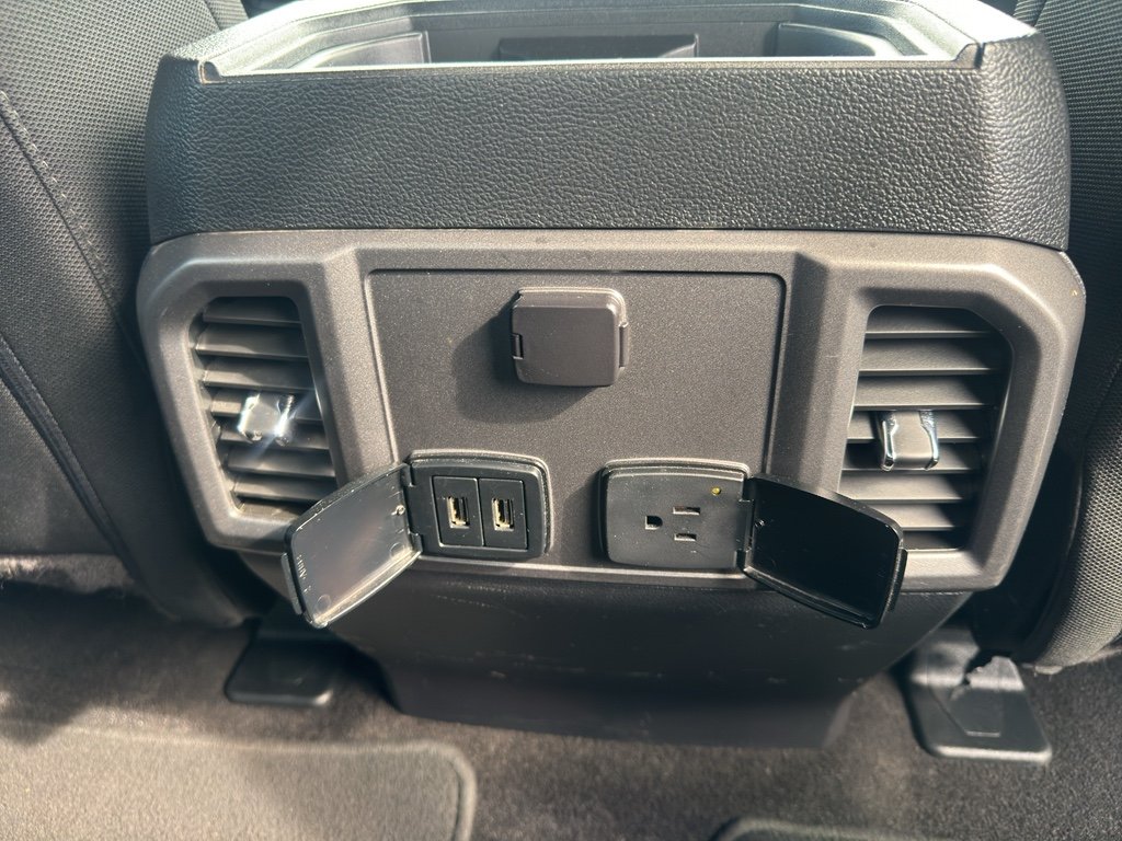 Used 2019 Oxford White Ford XLT image 19