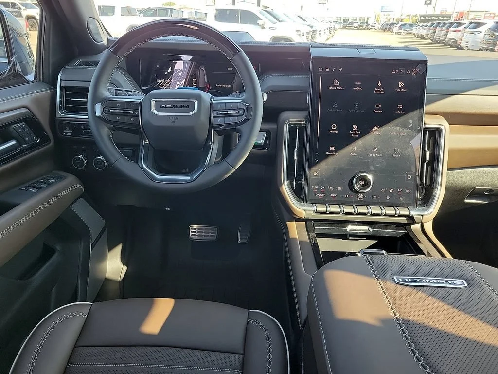 2026 GMC Yukon Denali Ultimate - Photo 17