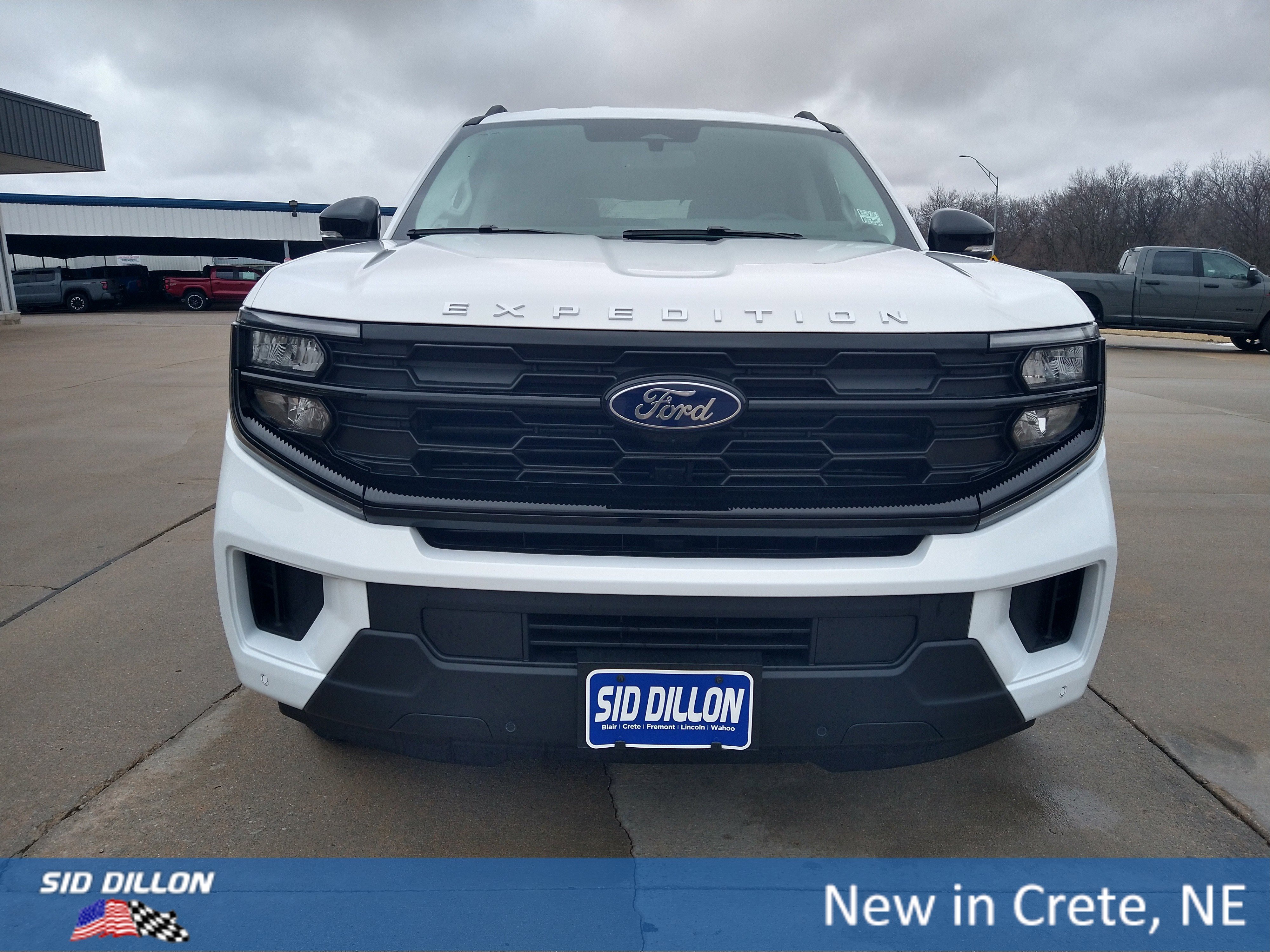 New 2026 Oxford White Ford Active image 14