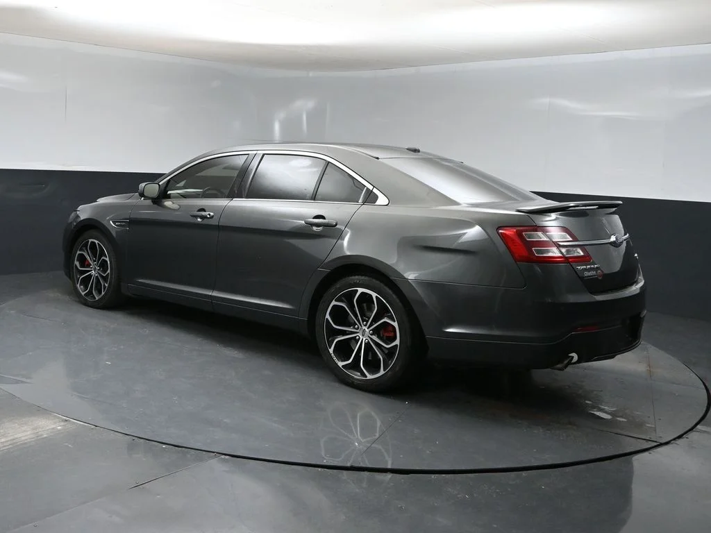 Used 2018 Gray Ford SHO image 4