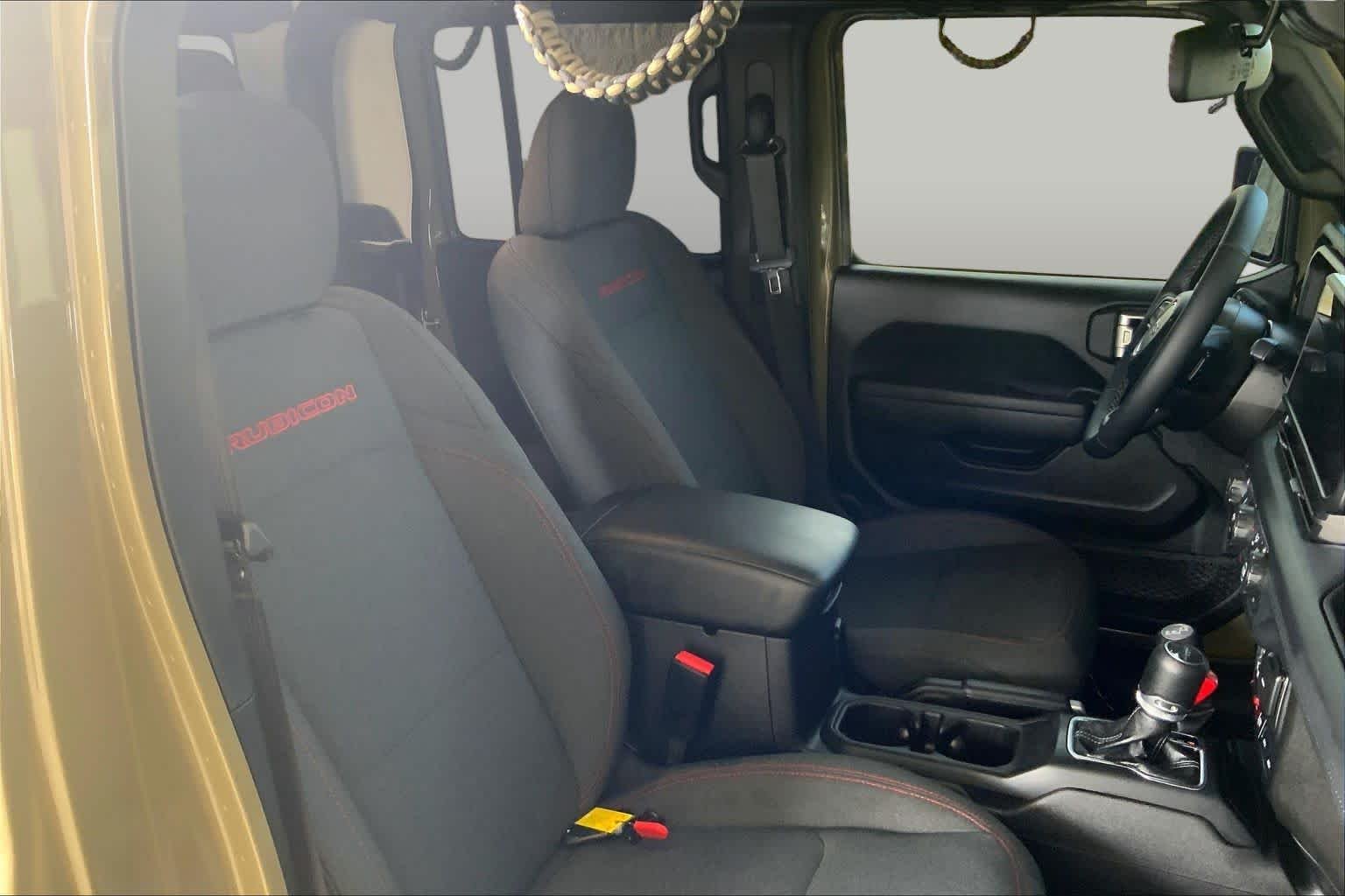 Used 2025 41 Jeep Rubicon image 8