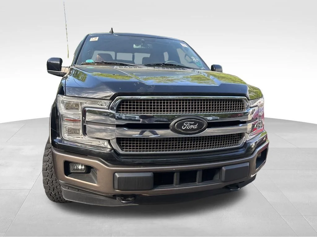 Used 2018 Gray Ford King Ranch image 9