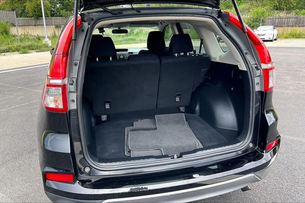 Used 2016  Honda LX image 24