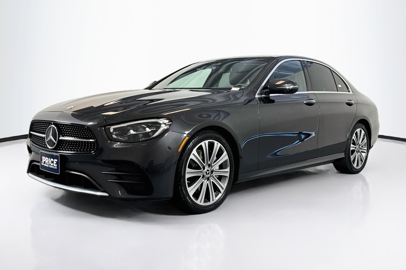 Used 2022 Graphite Grey Metallic Mercedes-Benz E 350 image 1