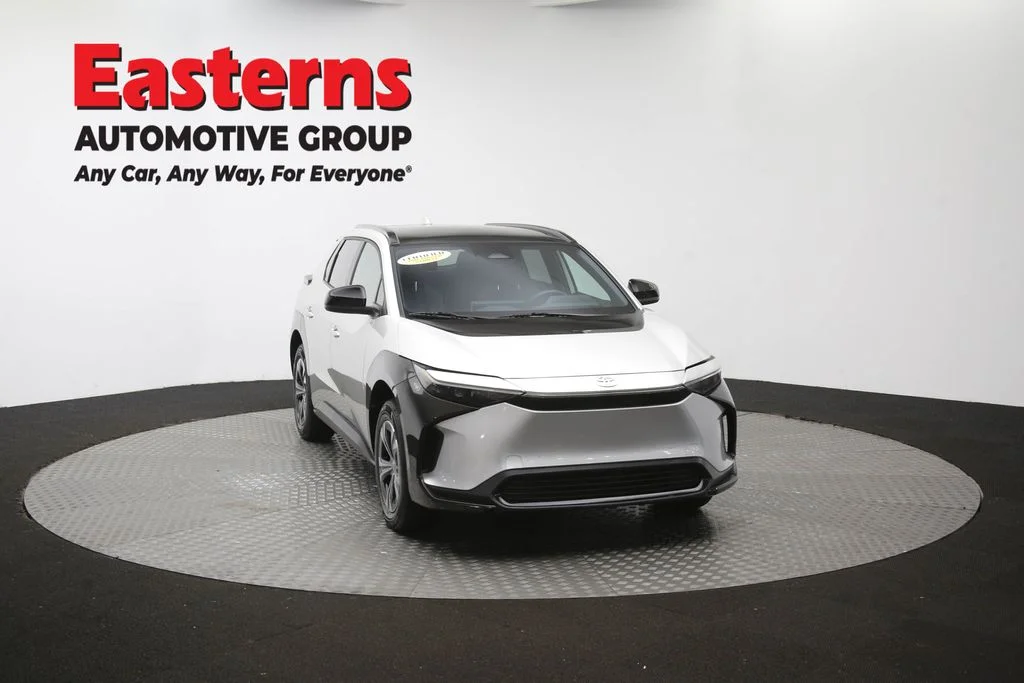 Used 2024 Silver Toyota XLE image 53