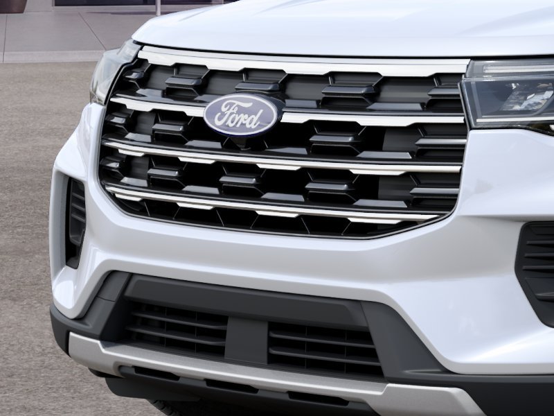 New 2027 Star White Metallic Tri-Coat Ford Active image 40