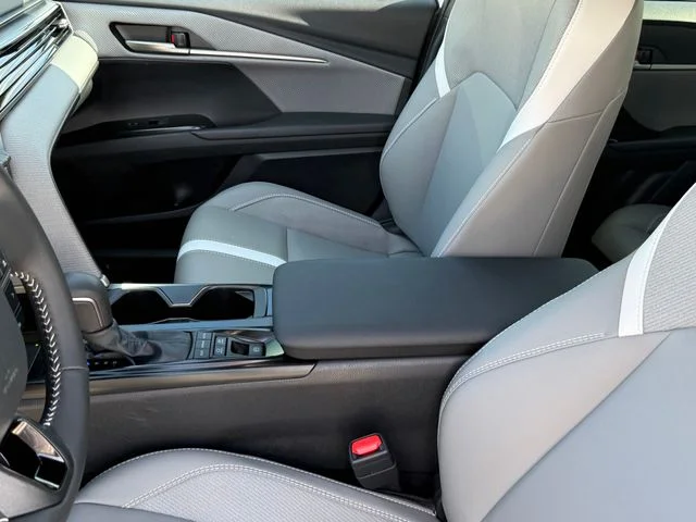 Used 2026 Ice Toyota SE image 11