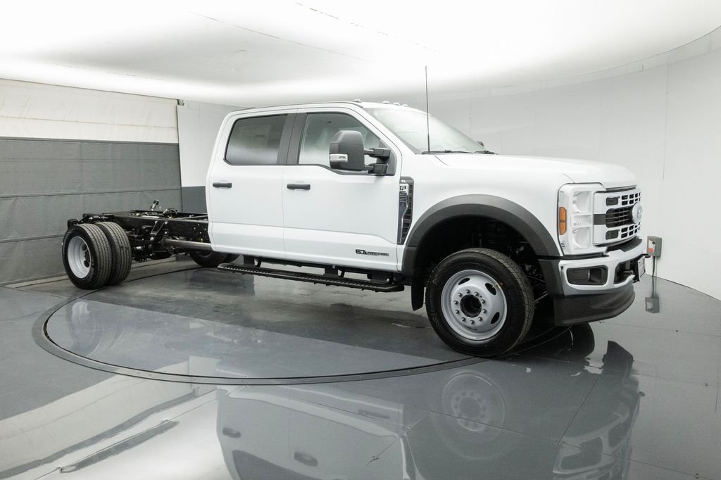 2026 Ford F-550 Super Duty Chassis Cab