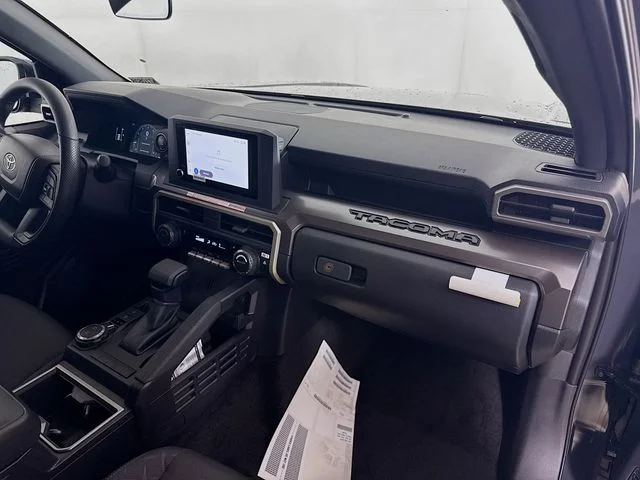Used 2026  Toyota SR5 image 25