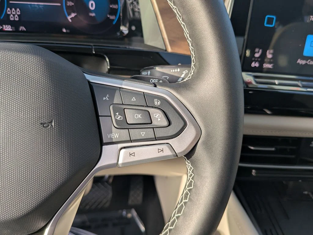New 2026 White Volkswagen 2.0T SE image 26
