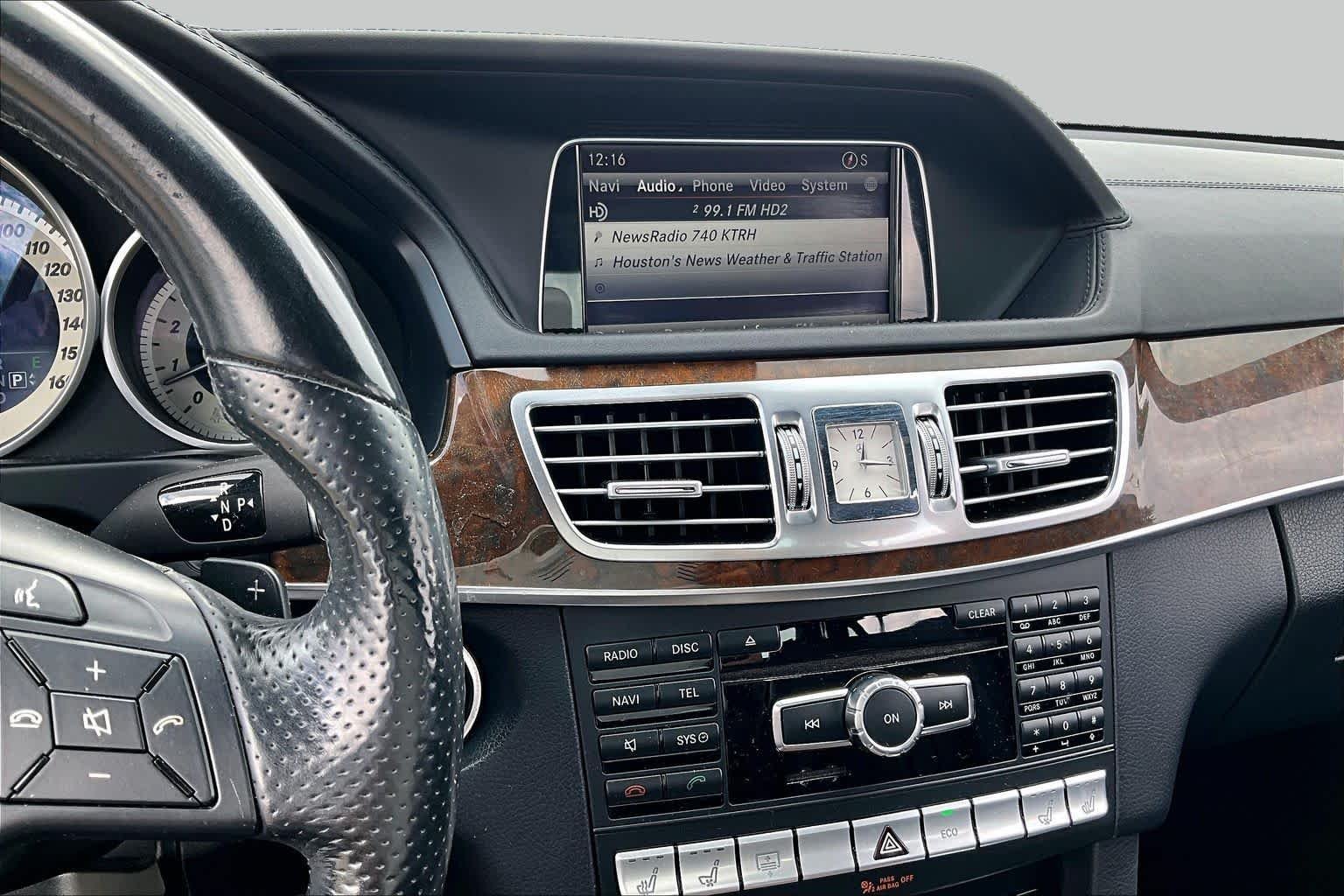 Used 2015 Polar White Mercedes-Benz E 400 image 6