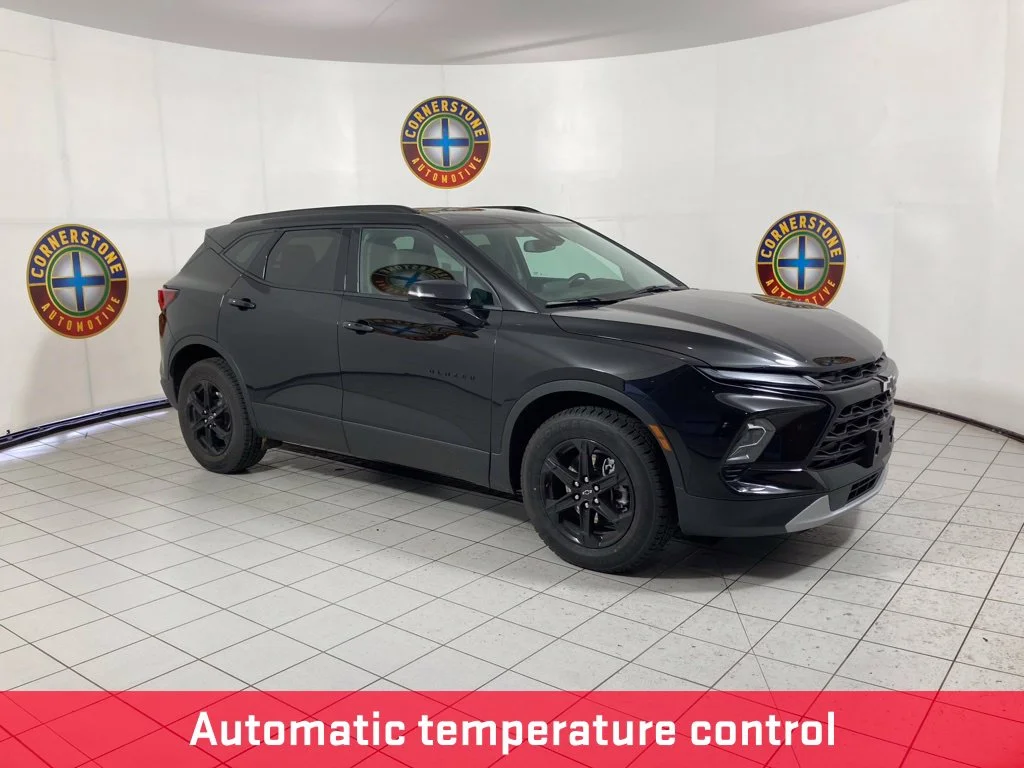Used 2024 Black Chevrolet LT image 17