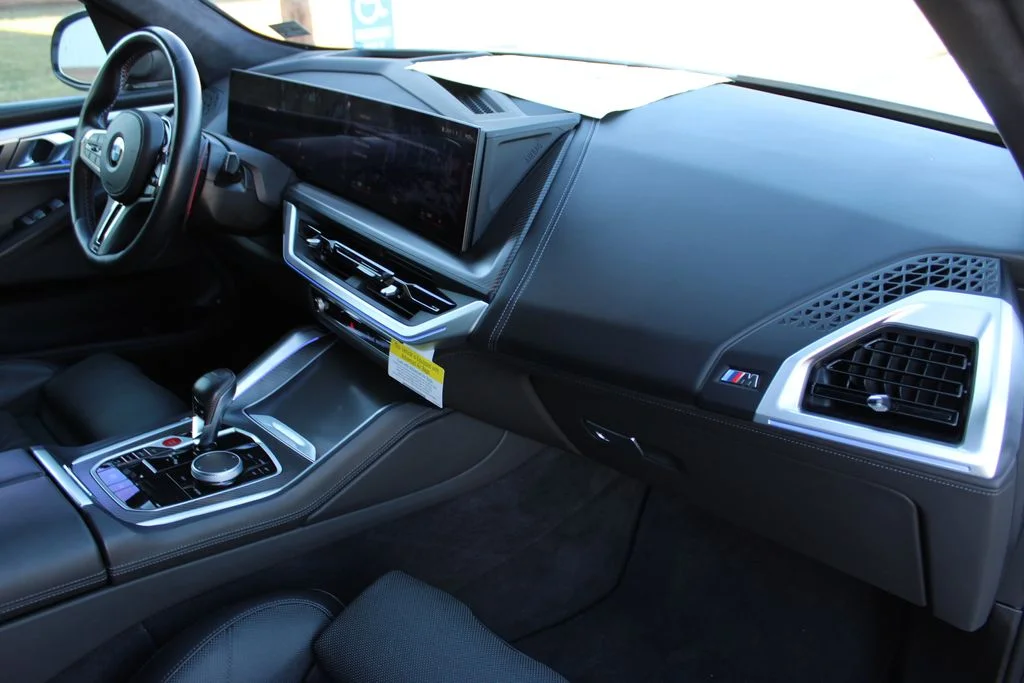 Used 2023 White BMW Base image 48