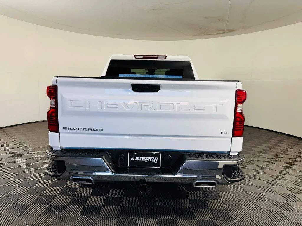 Used 2023 White Chevrolet LT image 21