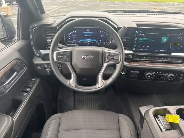 Used 2023 Black Chevrolet RST image 6