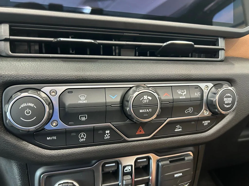 2026 Jeep Wrangler 4-Door Sport - Photo 52