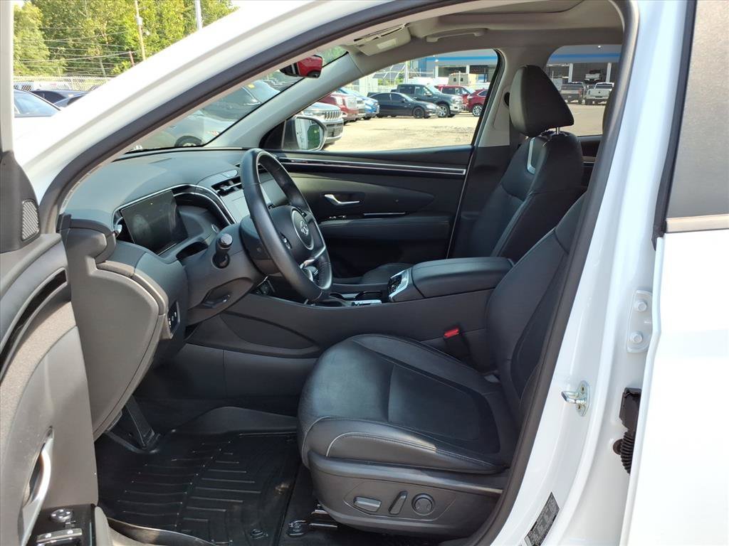 Used 2022 Quartz White Hyundai SEL image 11
