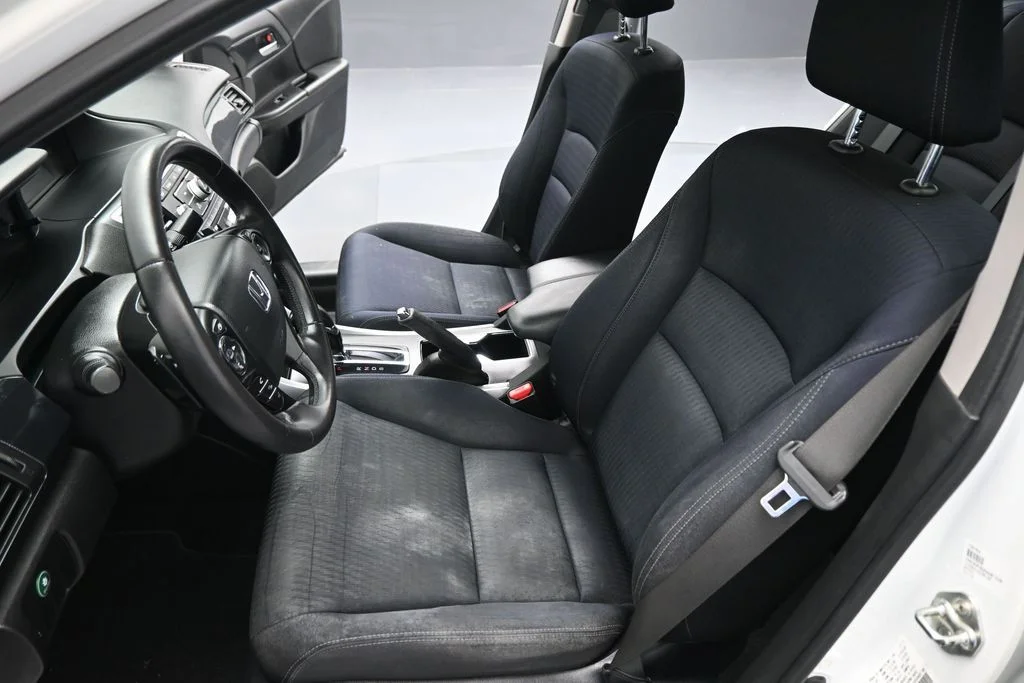 Used 2013  Honda Sport image 8