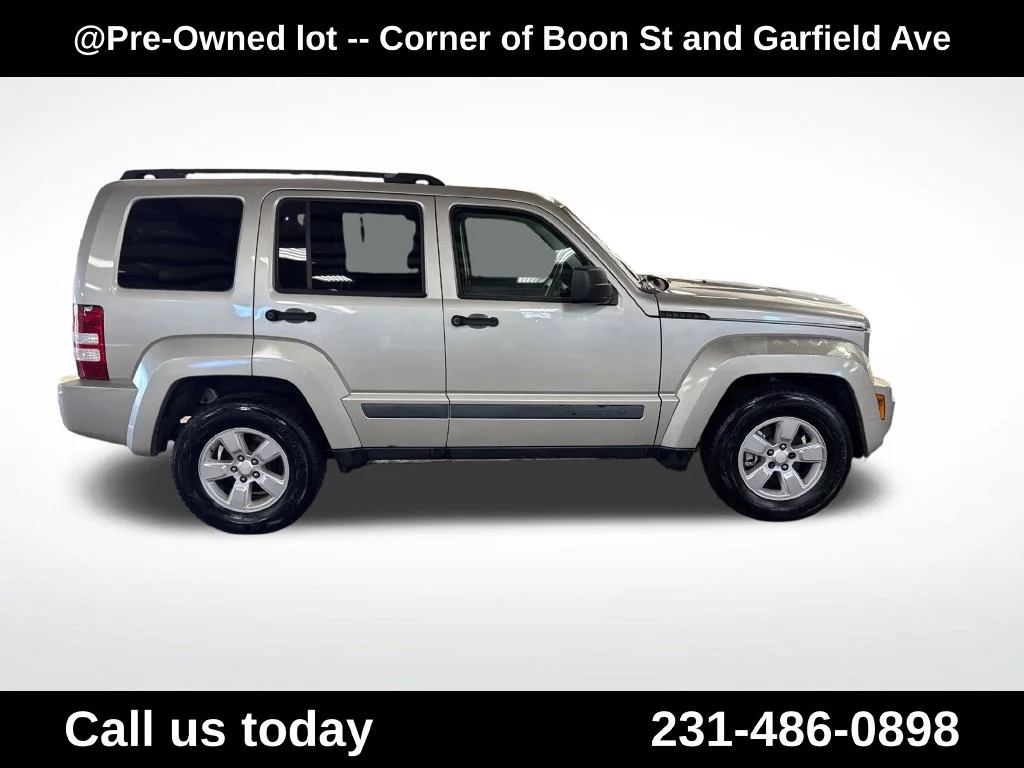 Used 2009 Gray Jeep Sport image 6